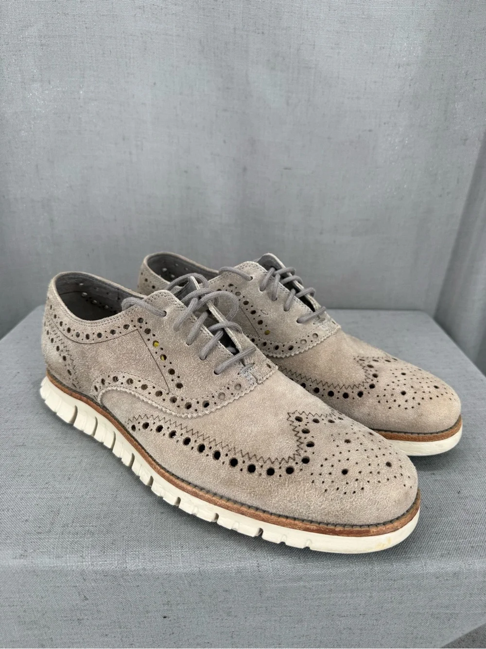 Cole Haan Zerogrand Casual Wingtip Oxford Shoe Mens Size 10 Gray White